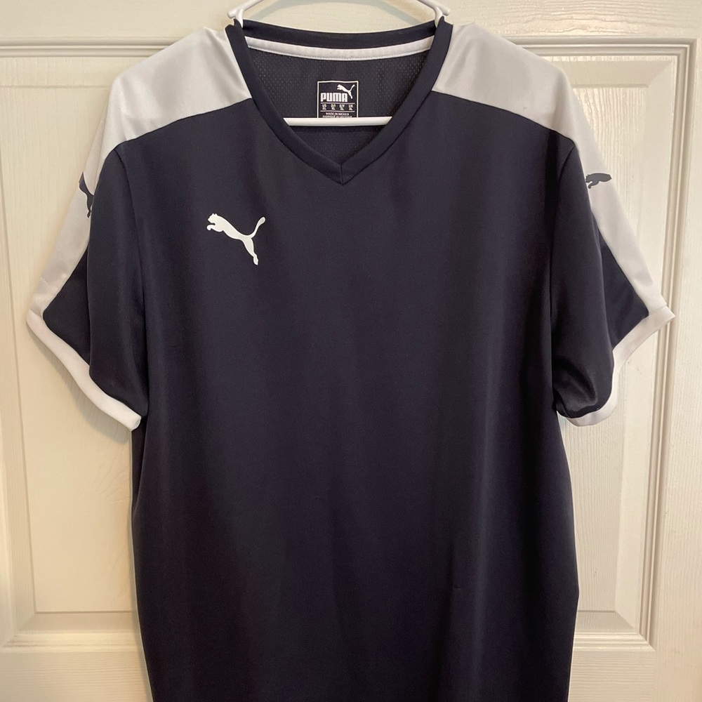 Like new xl Pima shirt. Smoke and pet free home.